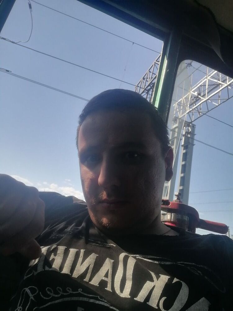  31059368  , 30 ,    