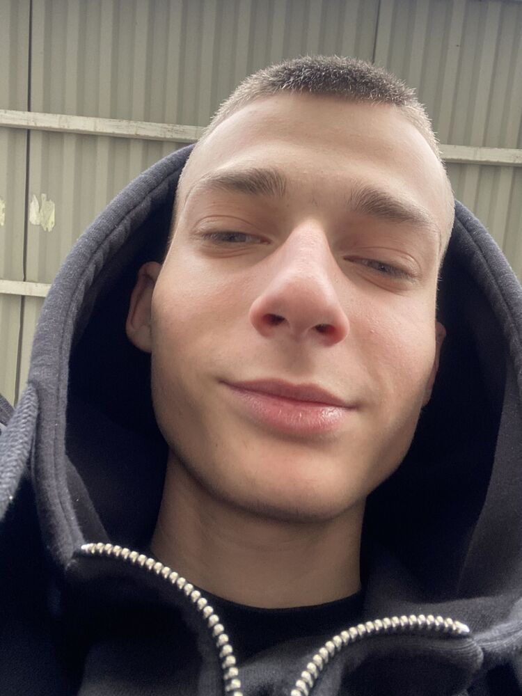  33017238  , 21 ,    