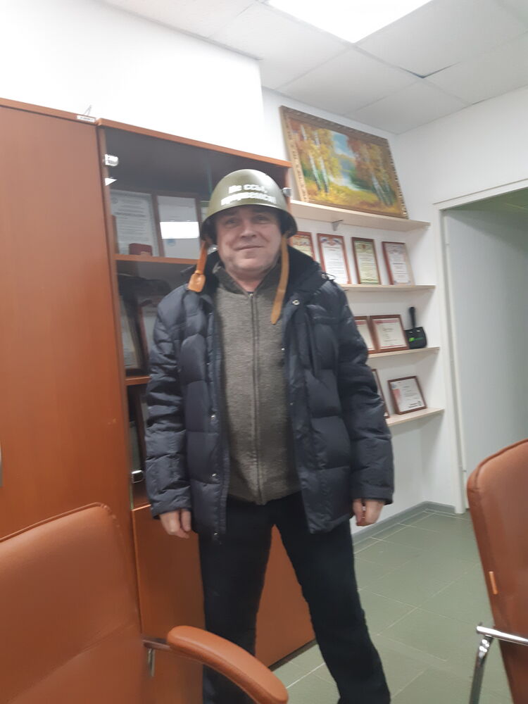  46936358  , 54 ,    -