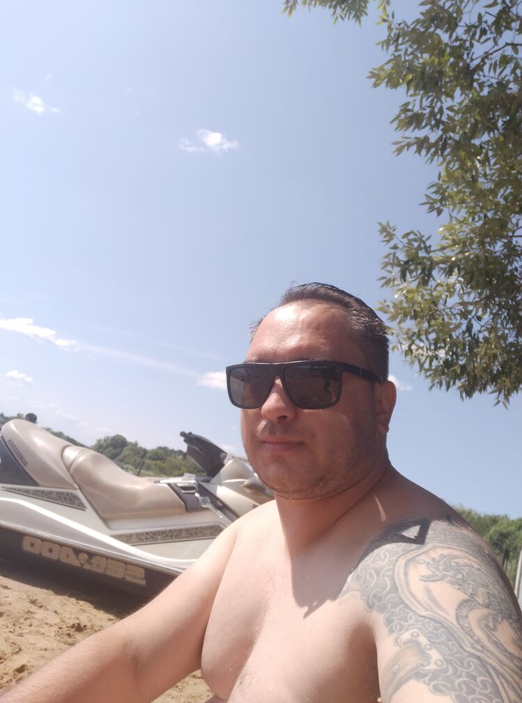  48042518  , 39 ,    