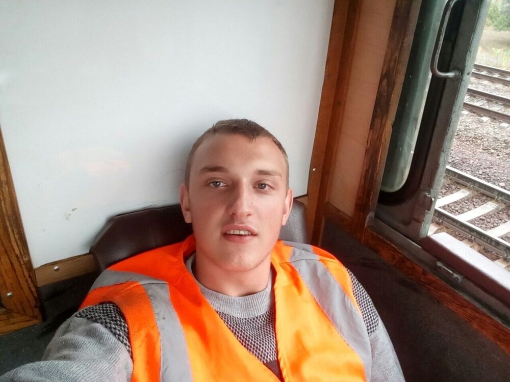  10656888  , 33 ,    