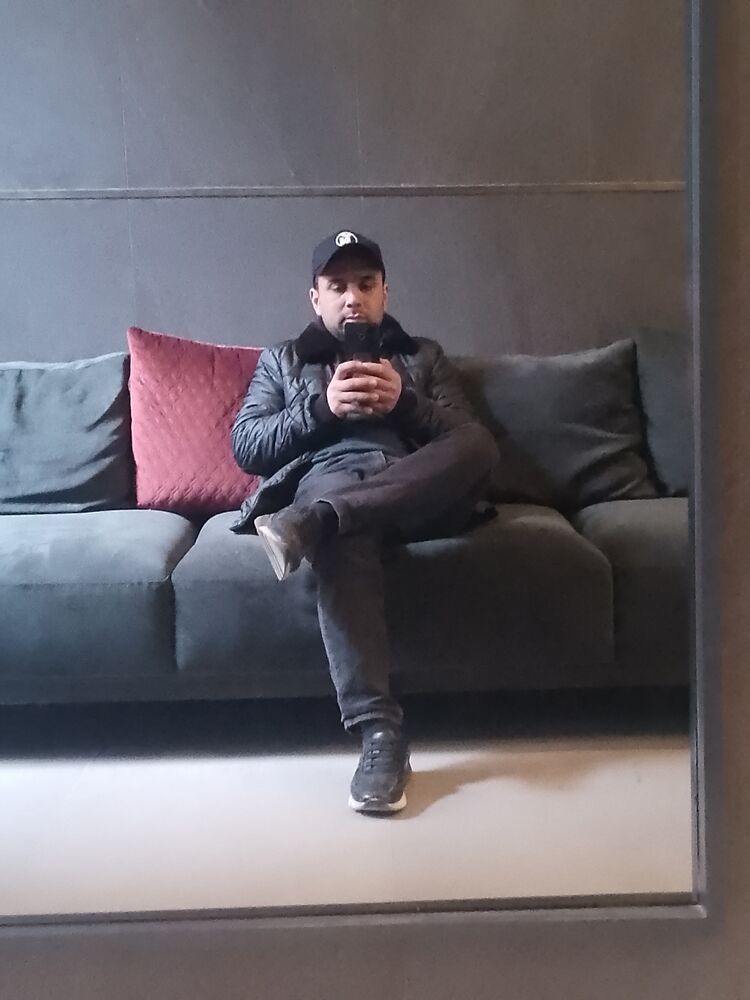  52913188  , 32 ,    