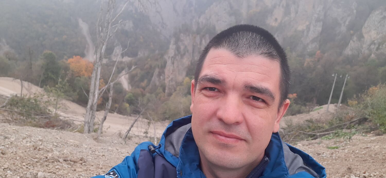  31899338  Almir, 39 ,    