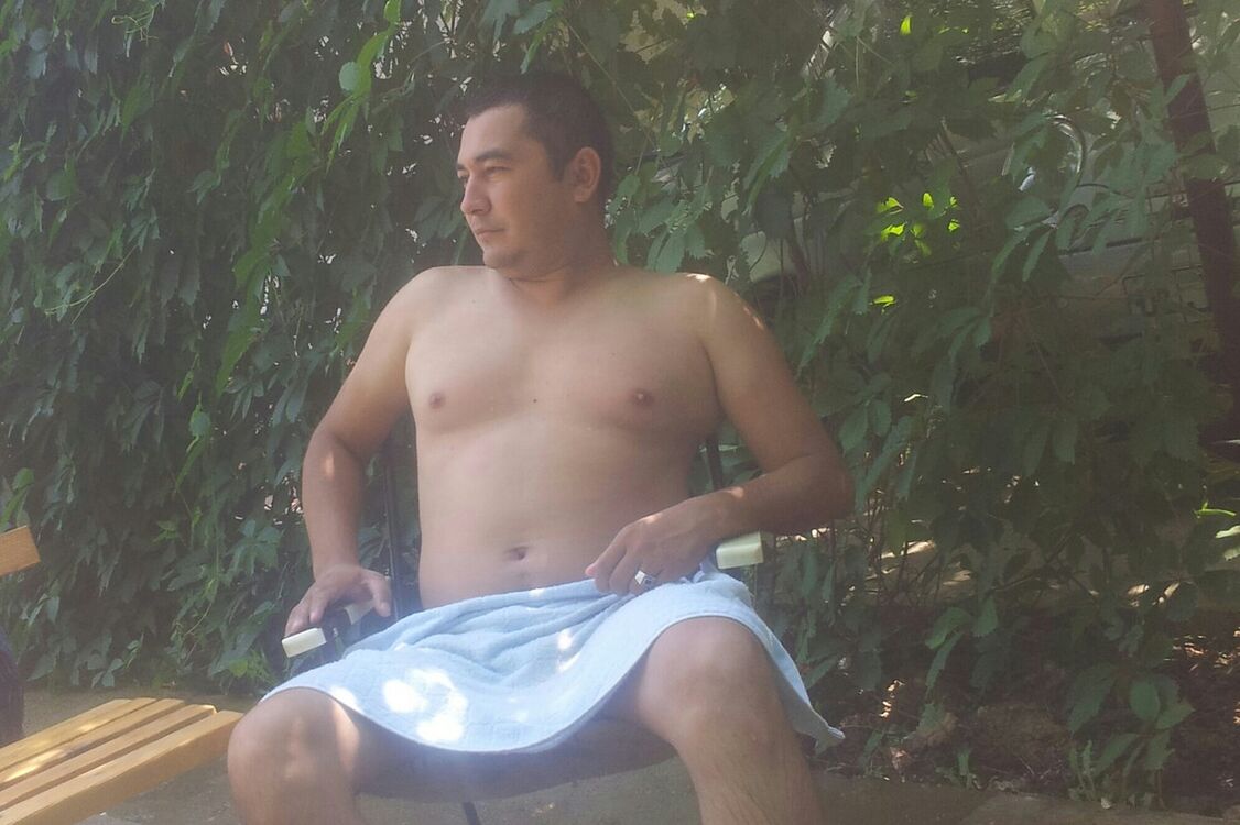  4695558  Otabek, 38 ,    