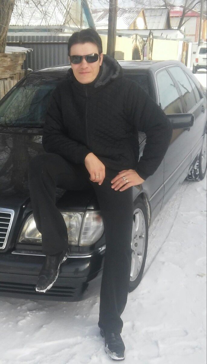  10176888  BuffonS, 37 ,    