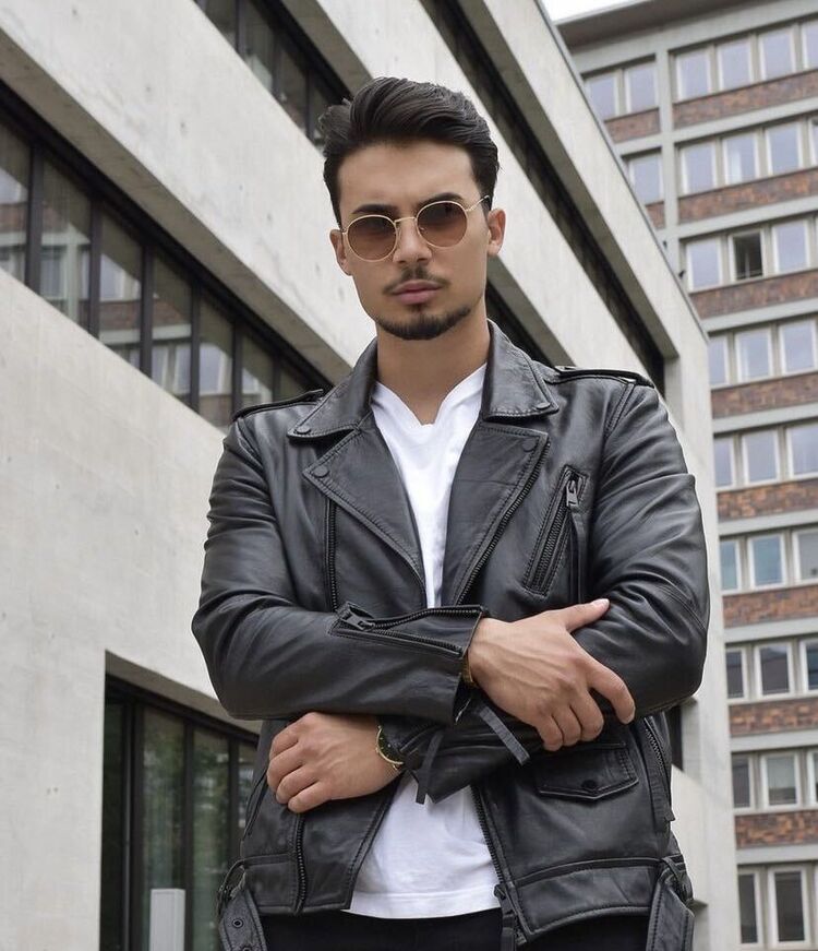 ���� 25761538 ������� �����, 33 ����, ���� ���������� � �������