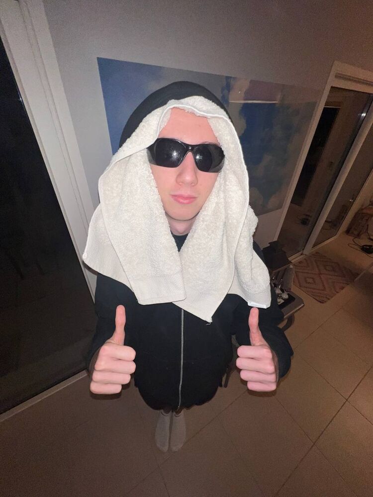 ���� 42284298 ����� Habibi, 20 ���, ���� ���������� � �����-����������