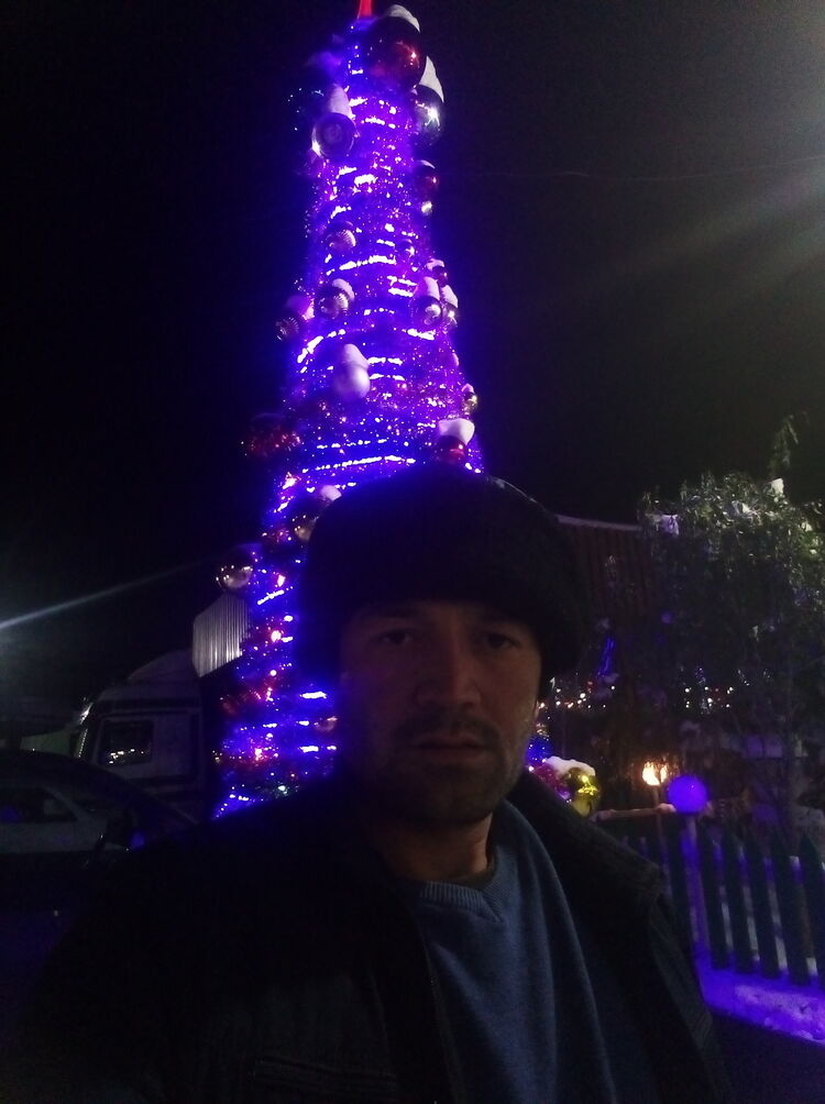  40160718  Ruslan, 30 ,    