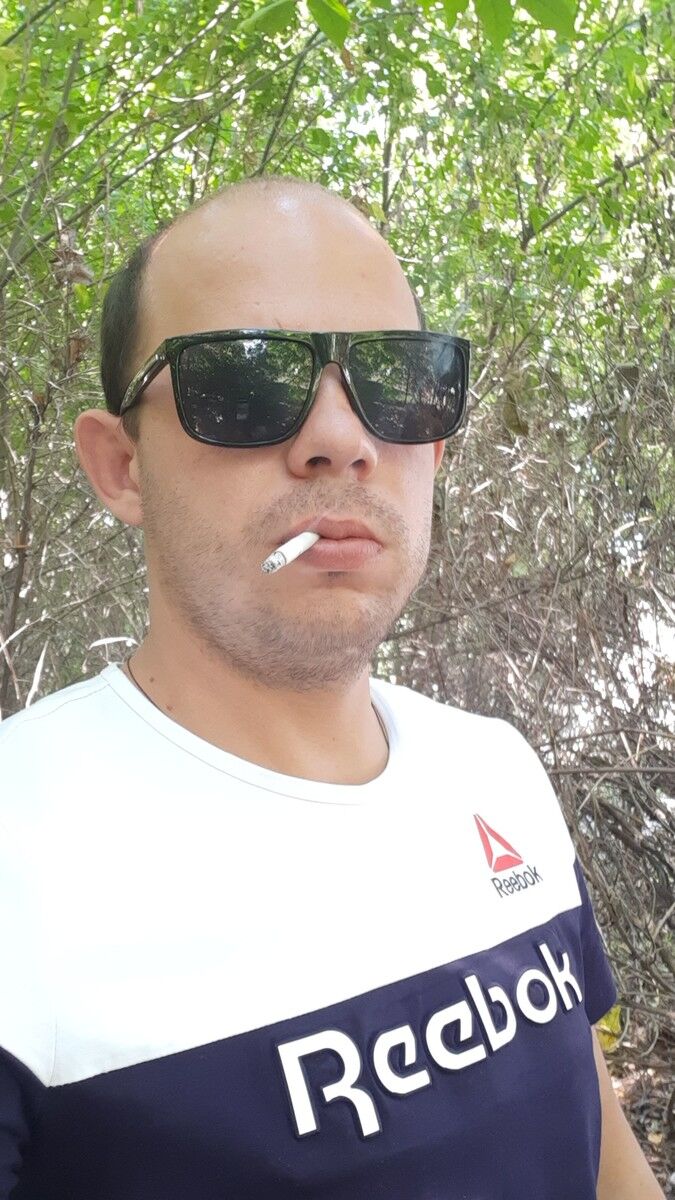  18390748  , 35 ,    