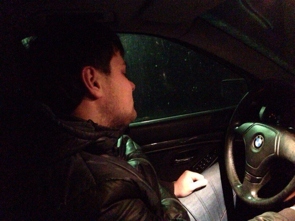  31355918  Alexander, 32 ,    