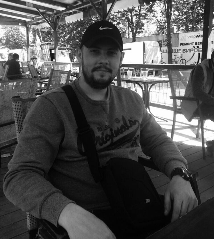  16932318  Andrey, 37 ,    
