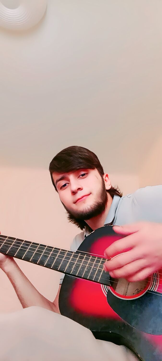  44118848  , 22 ,    