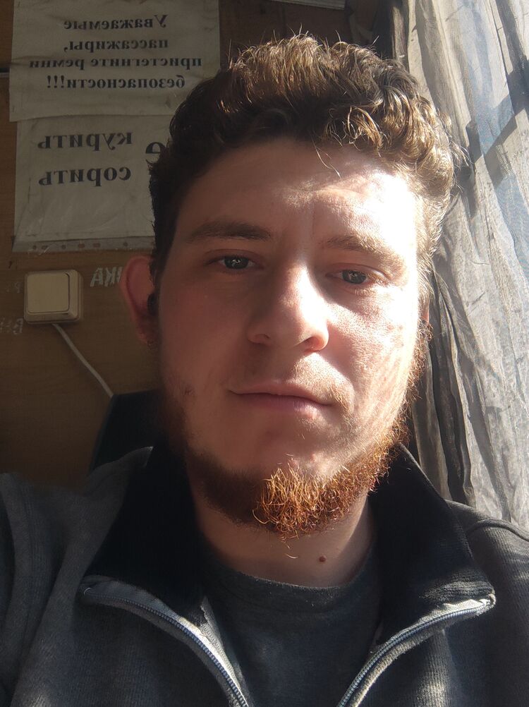  48078618  , 27 ,    