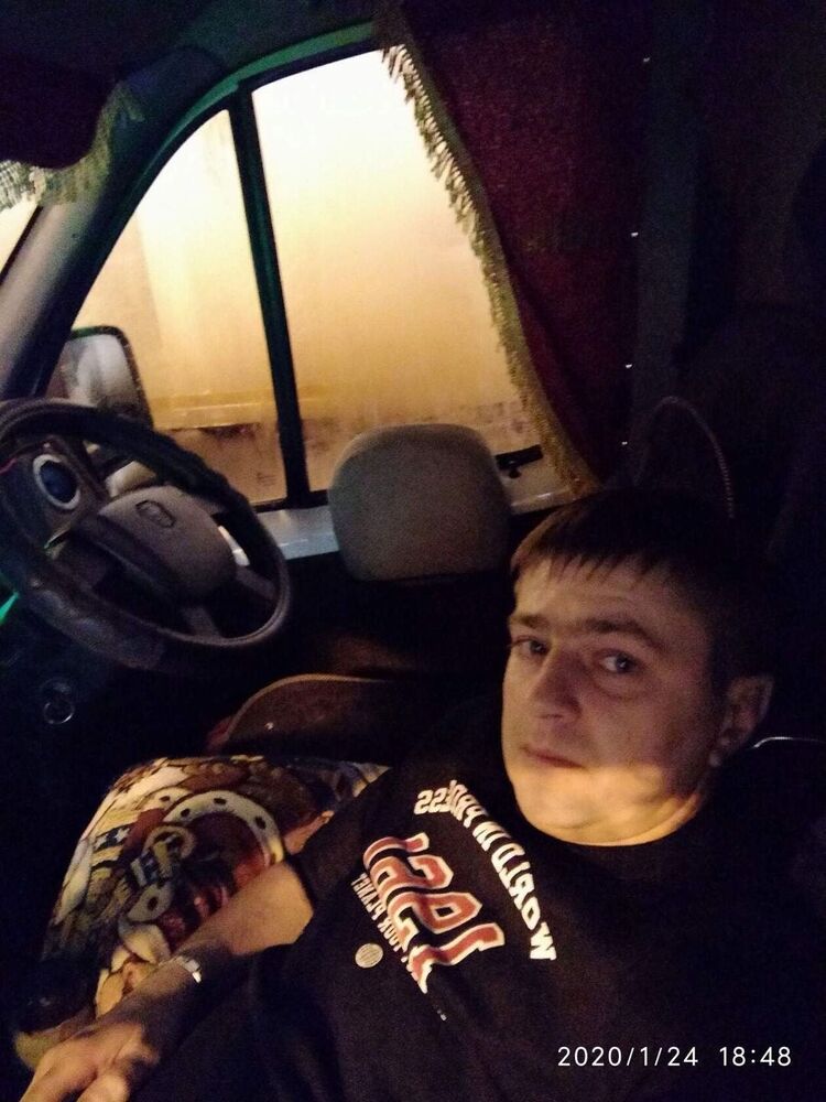  23975348  , 44 ,    