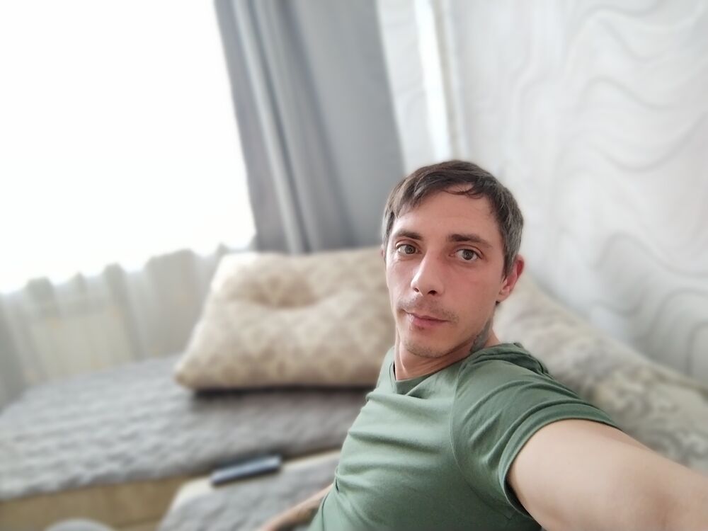  39849568  Pavel, 35 ,    -