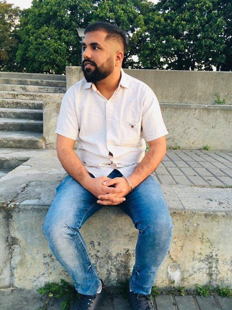  23810538  Uvi saharan, 28 ,    