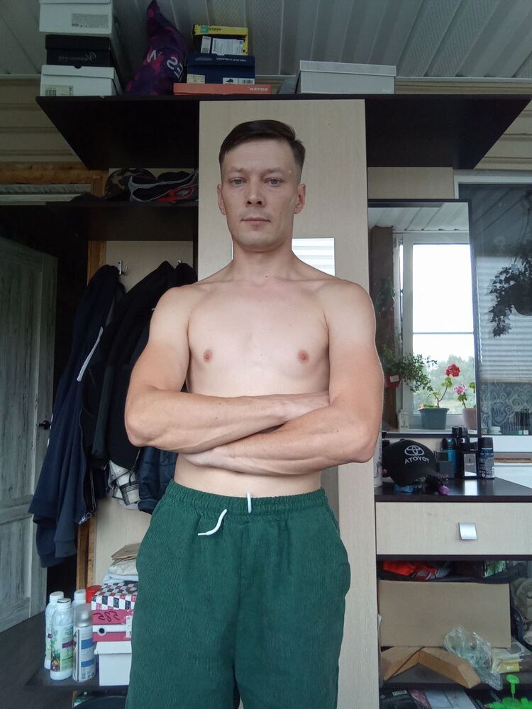  45440828  , 33 ,    