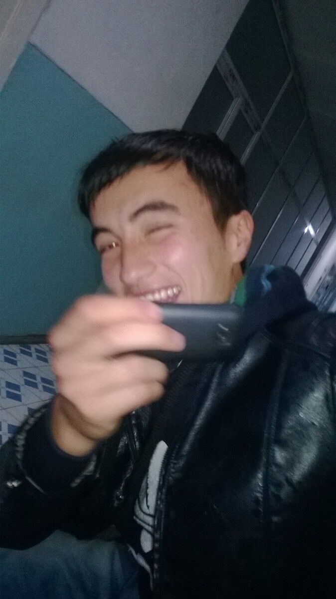  5718568  Ravil, 37 ,    
