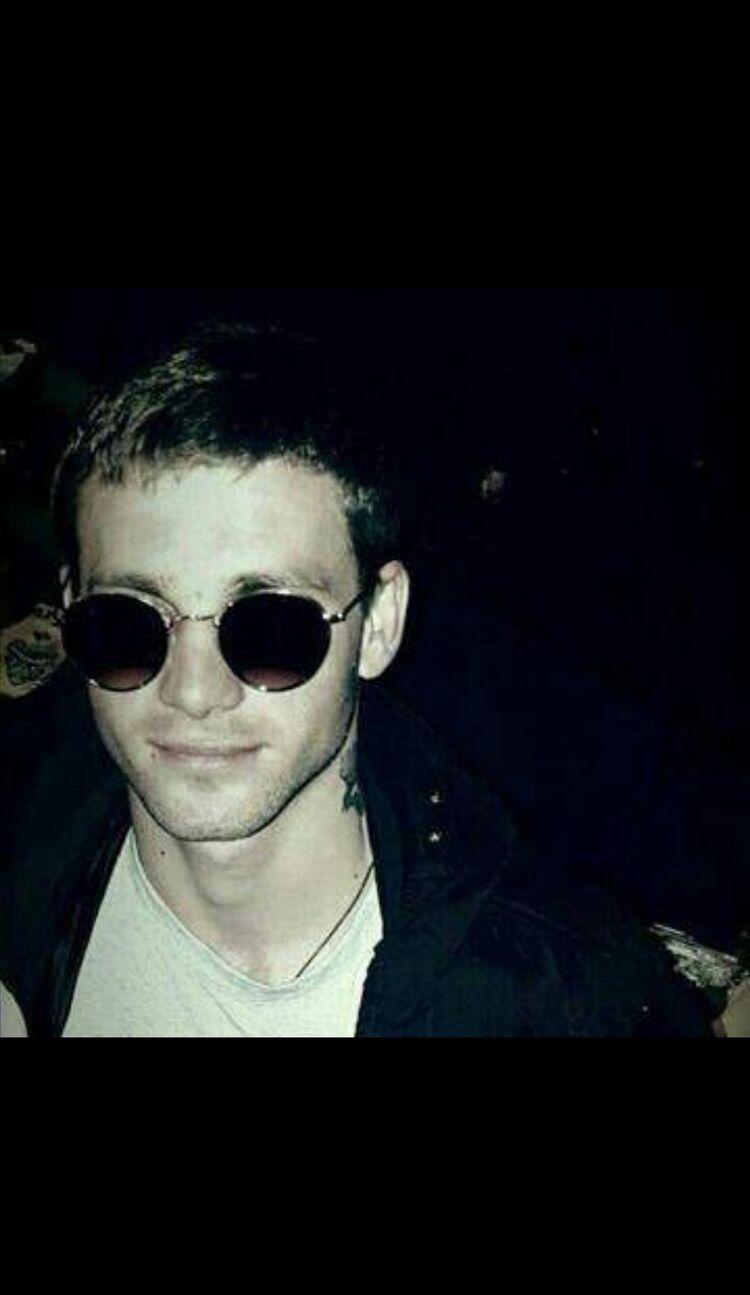  28396018  Alexander, 37 ,    