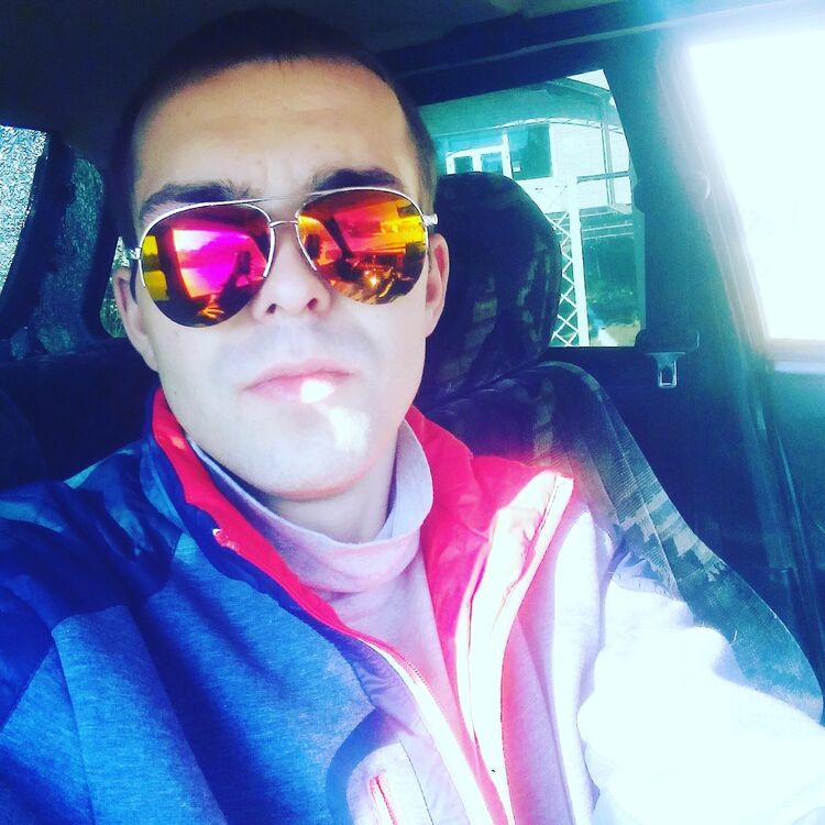  ,   Artem, 30 ,   