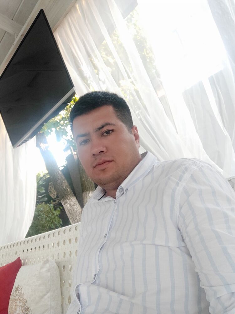  21072868  Bobur, 36 ,    