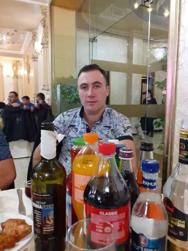  ,   Exishe, 33 ,   ,   , c , 