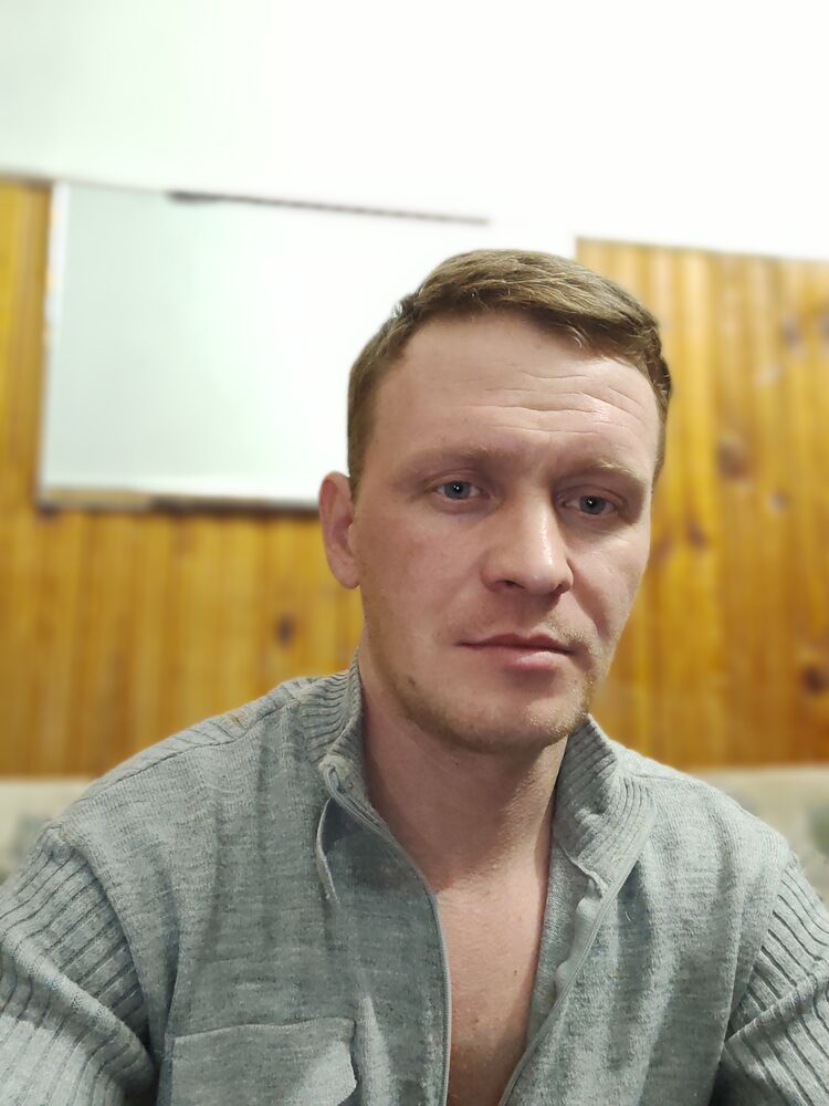  ,   Evgeny, 40 ,   ,   , c 