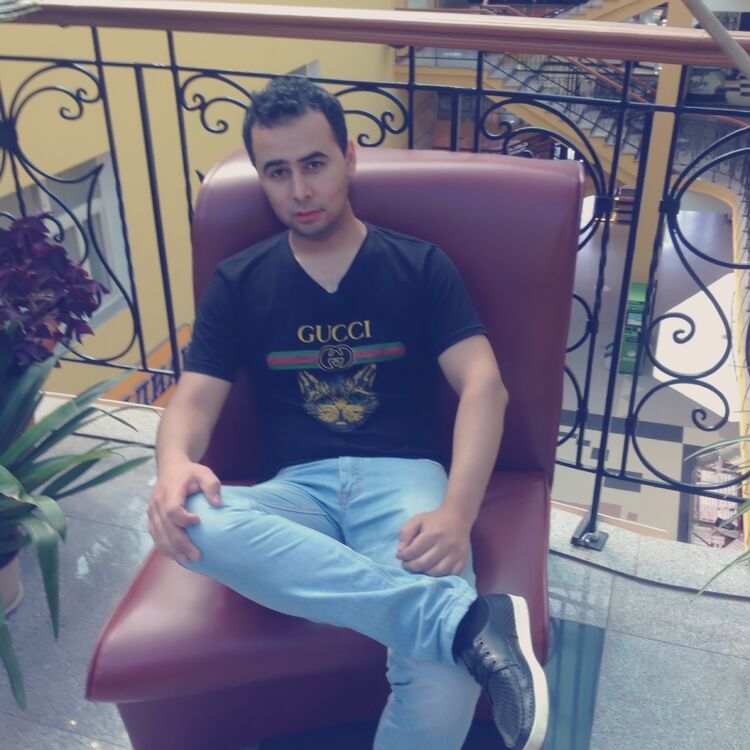  48332528  Sadikbek, 31 ,    