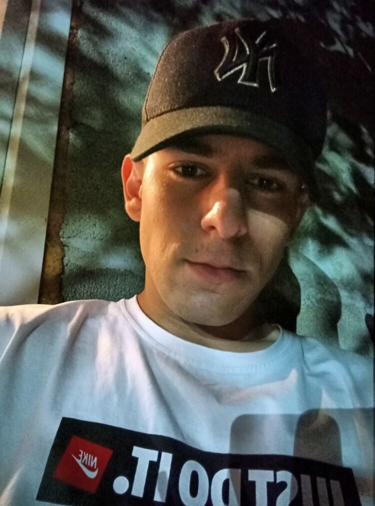 -,   , 21 ,   ,   