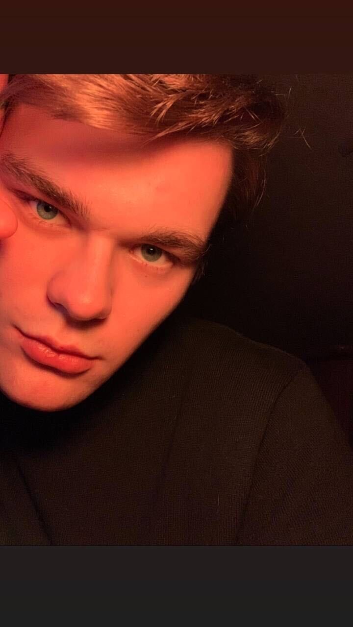 ���� 40587388 ����� ������, 24 ����, ���� ���������� � �������������