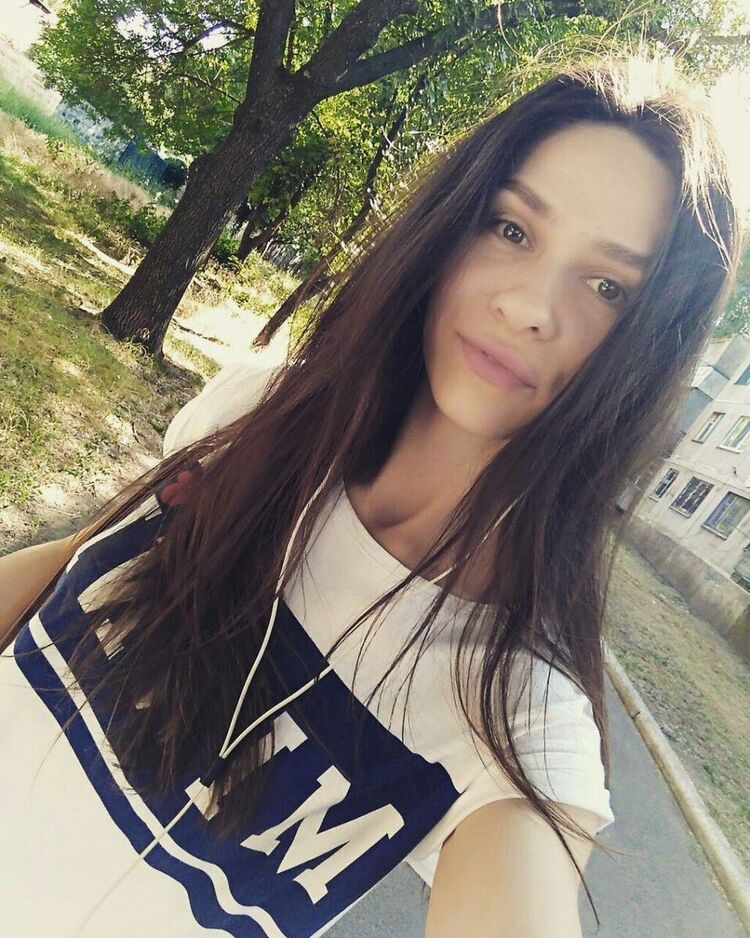  24534198  Tatiana, 24 ,    -