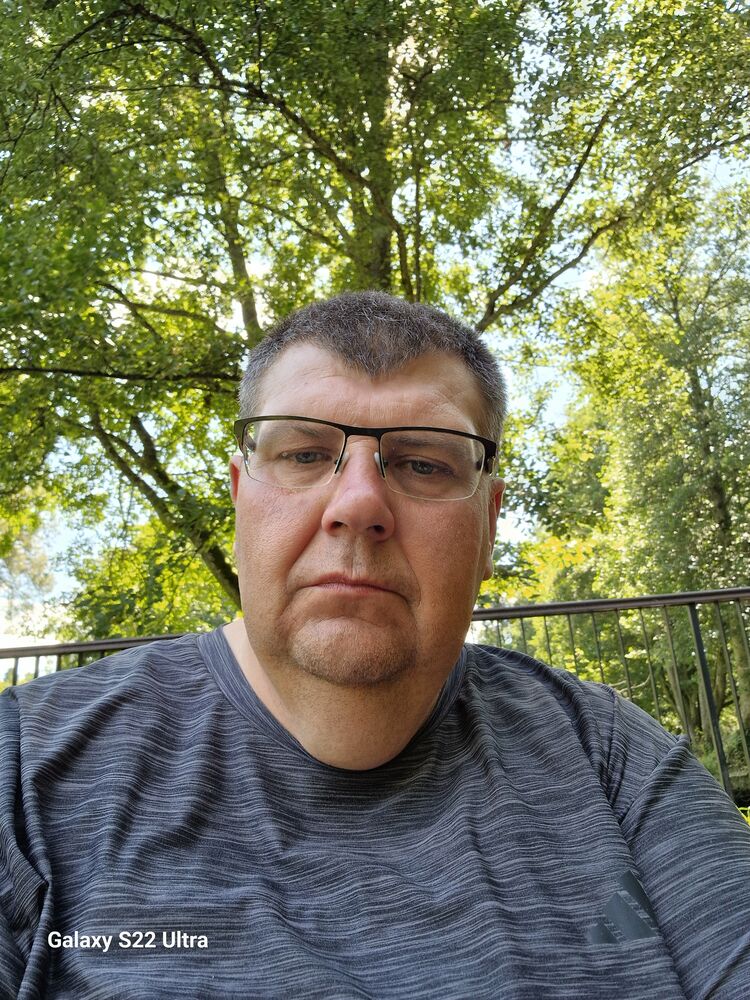  47242798  Igor, 52 ,    