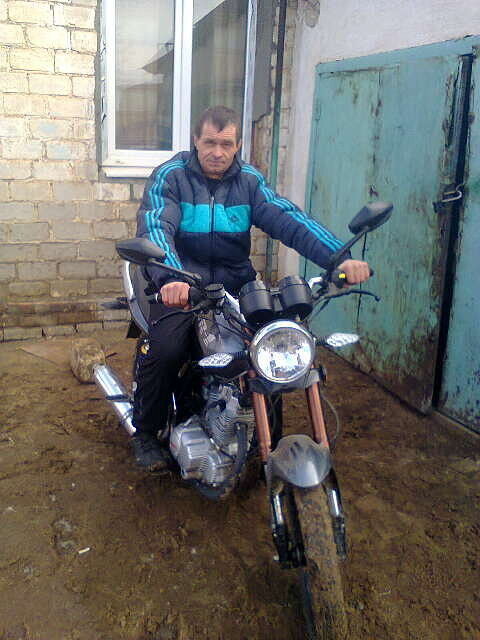  17165228  Oleg, 53 ,    