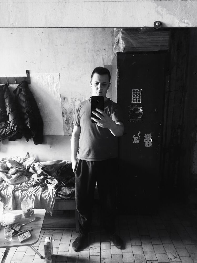   ,   Ivan, 19 ,   ,   