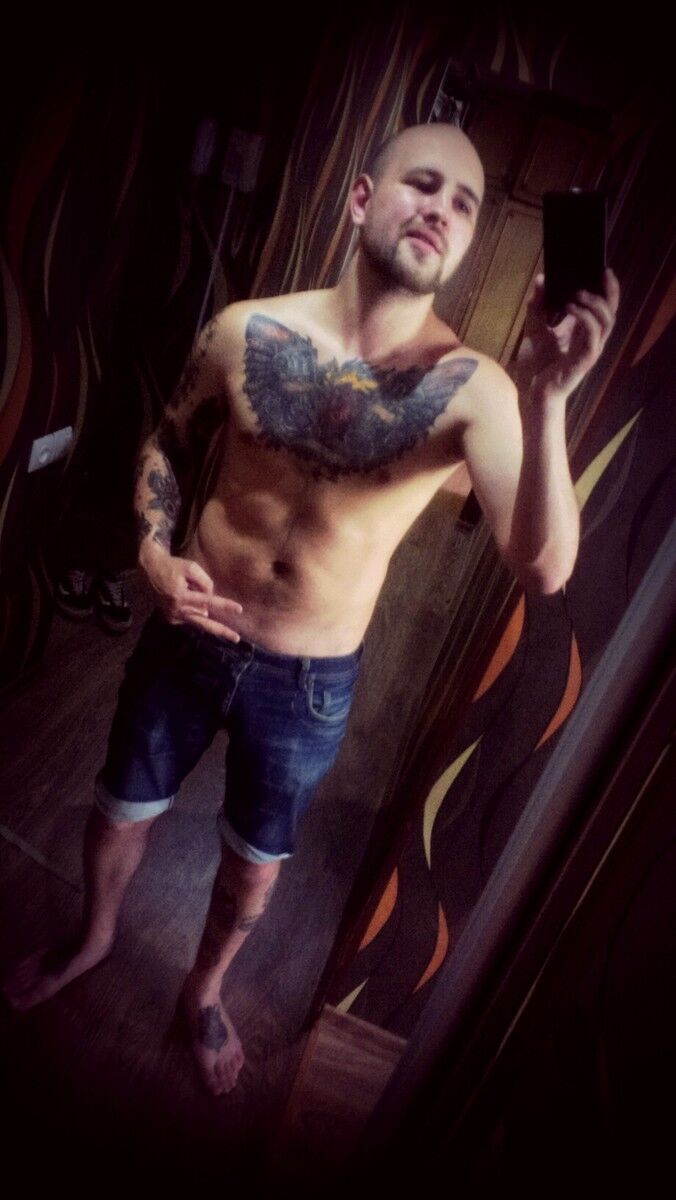  6984598  Whats_good, 33 ,    