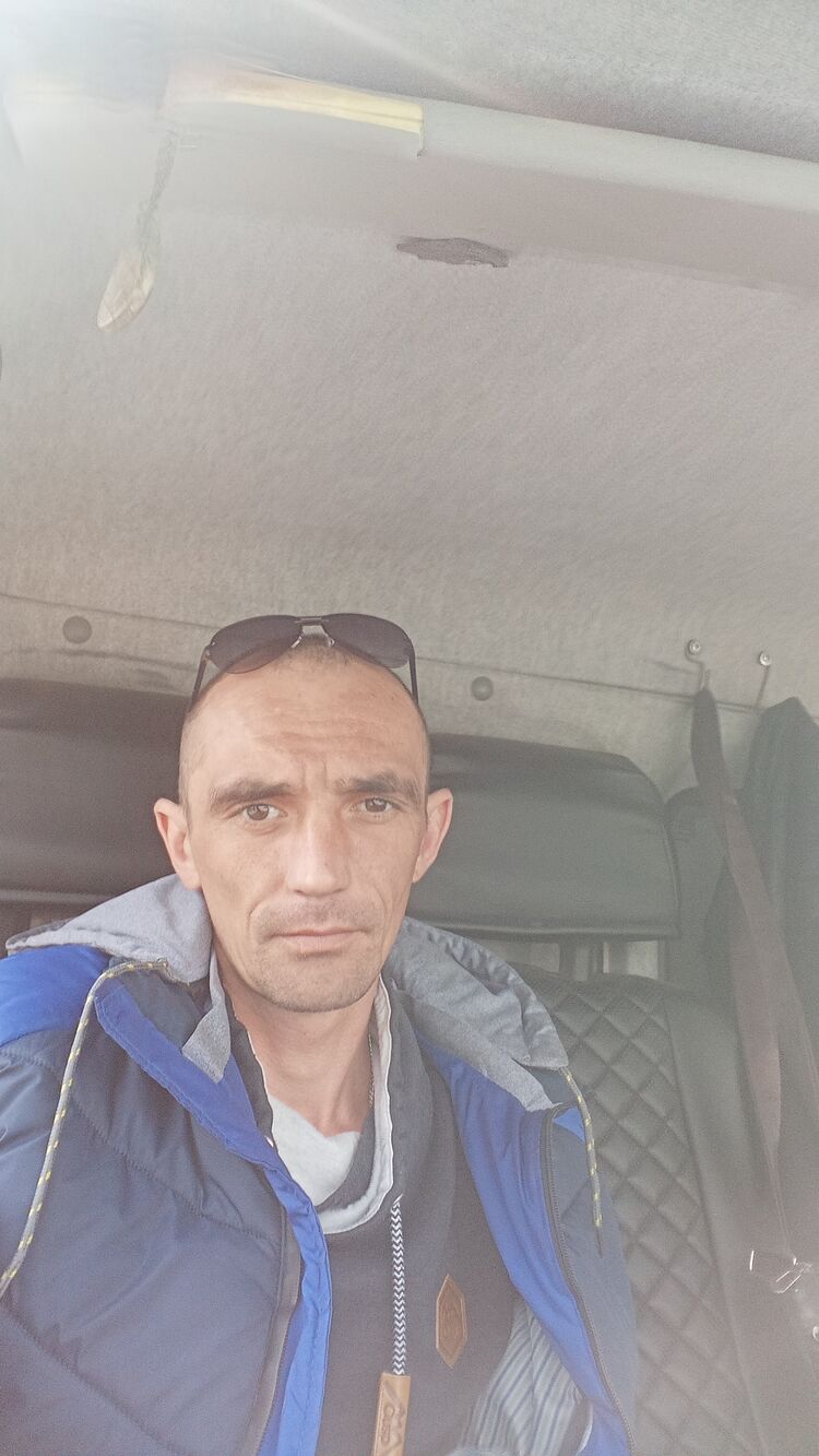  43911718  , 35 ,    