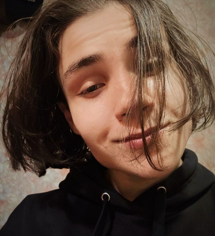  48672858  , 20 ,    