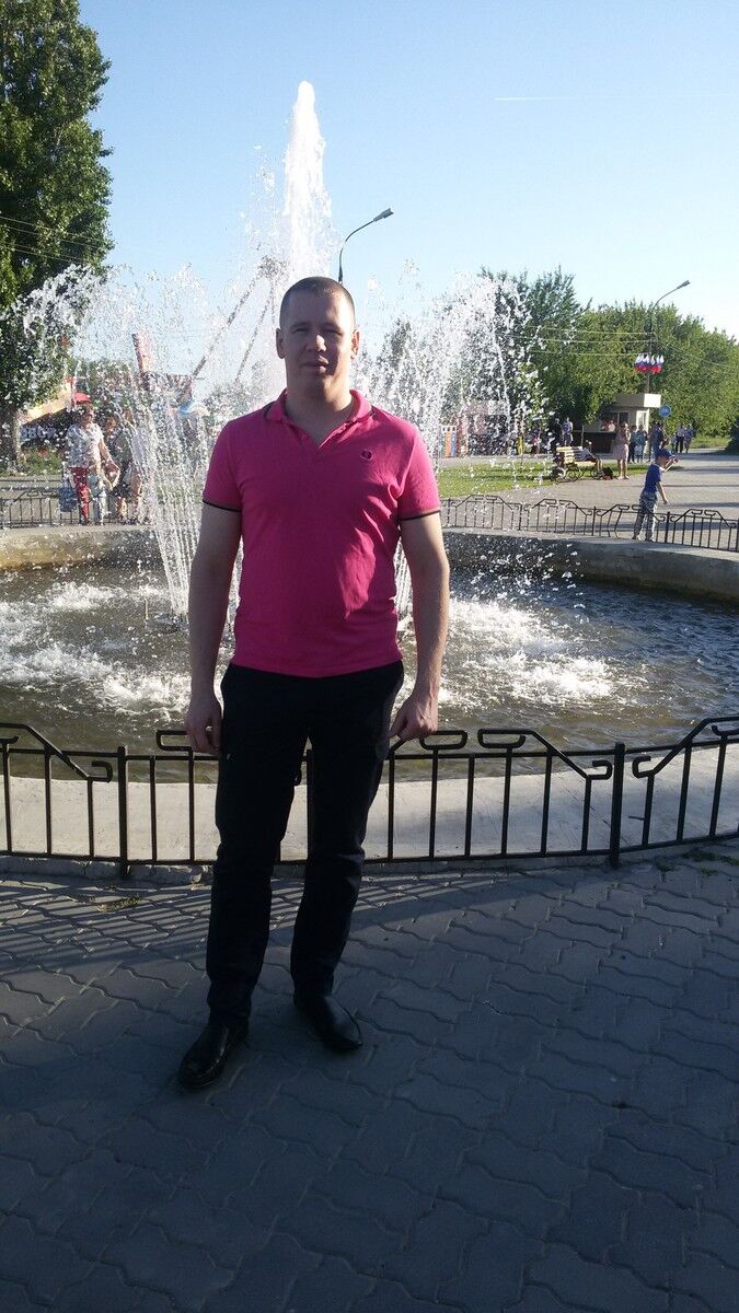  14376218  Anton, 38 ,    Dhaka