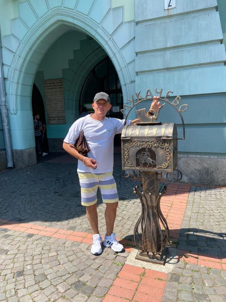  33144058  Vasya, 59 ,    