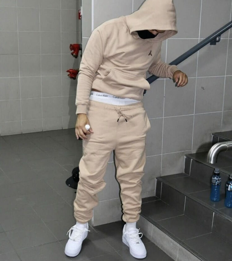  ,   Gerald, 24 ,   ,   