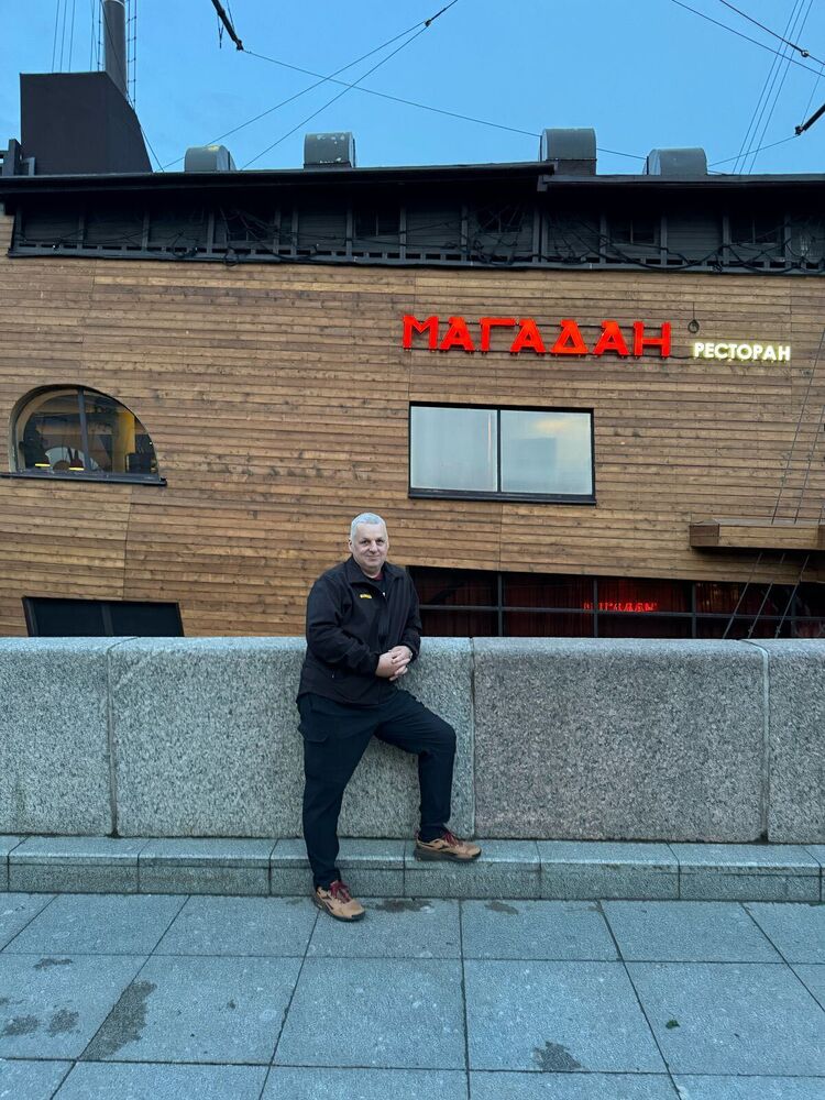  Dagenham,   Rolandas, 51 ,   ,   , c , 