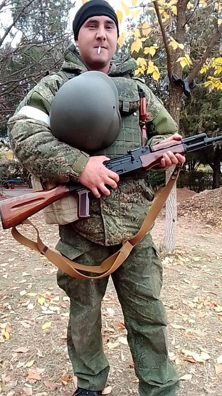  30175618  Vladislav, 35 ,    