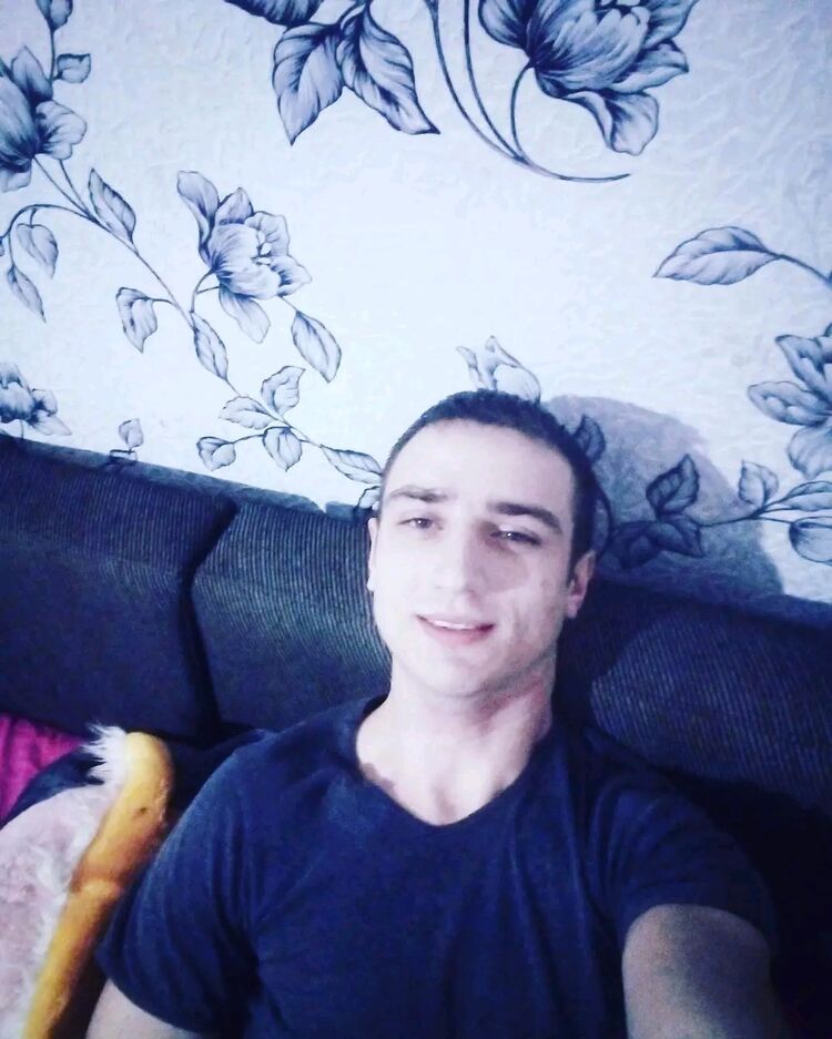  32884228  , 32 ,    