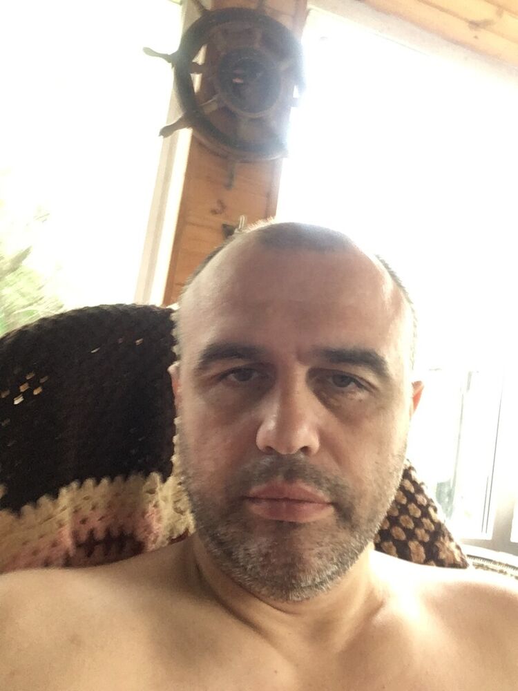  ,   Nik, 42 ,   ,   , c 