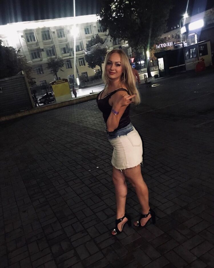  18739268  , 32 ,    