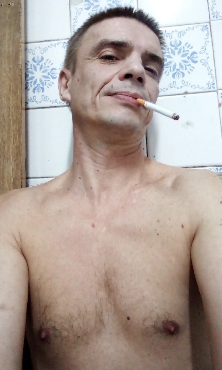  19475648  , 49 ,    