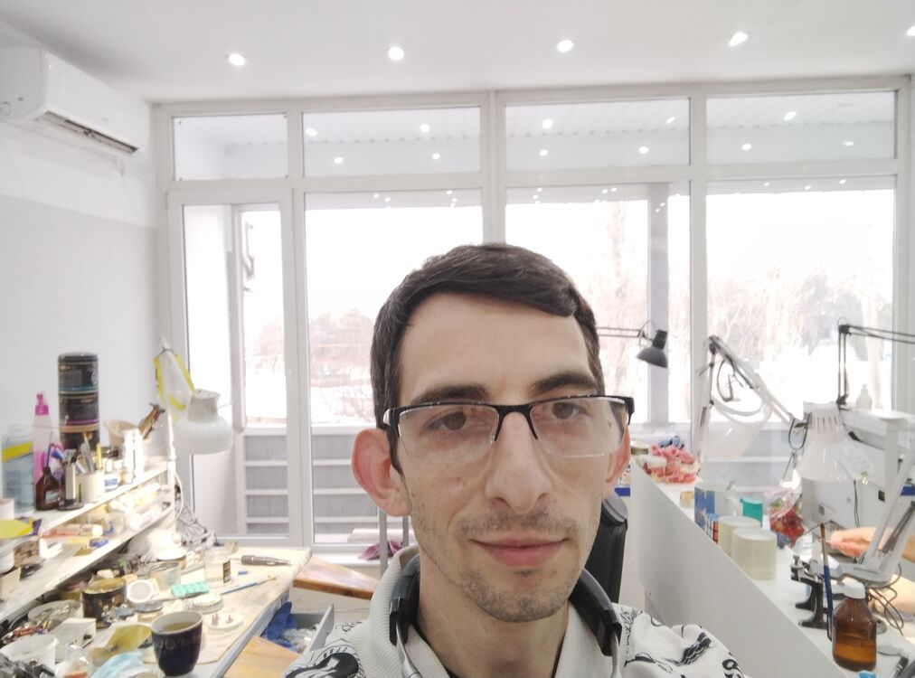  51813458  , 31 ,    