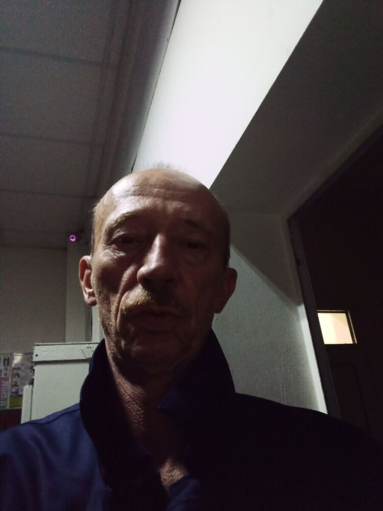  20955398  Sergey, 65 ,    