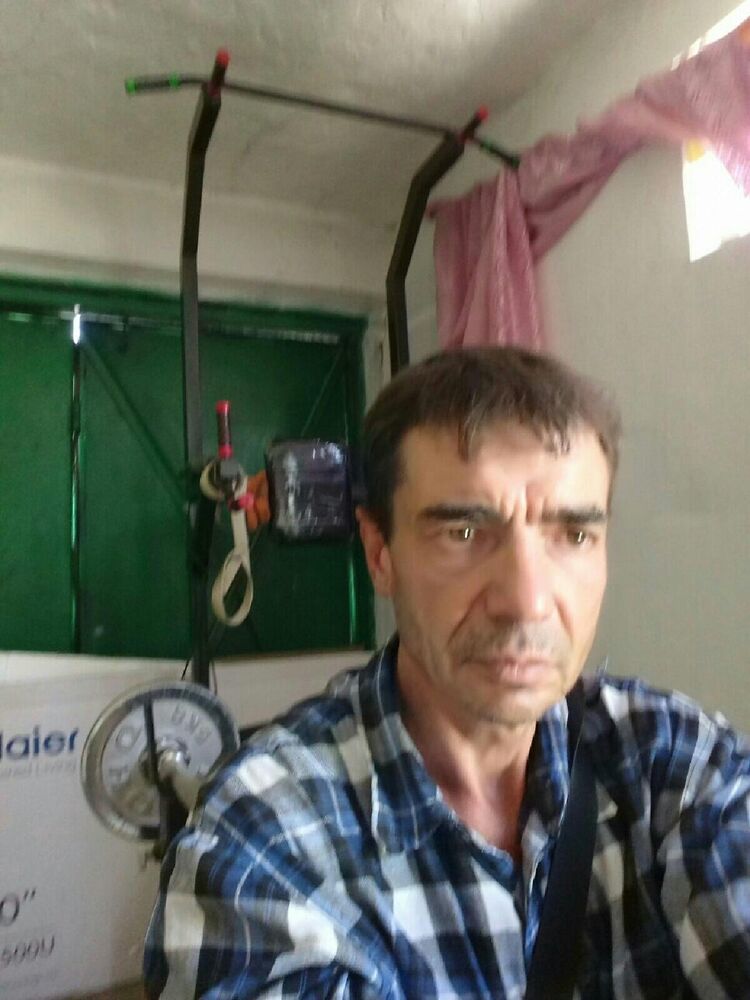  26811148  , 51 ,    