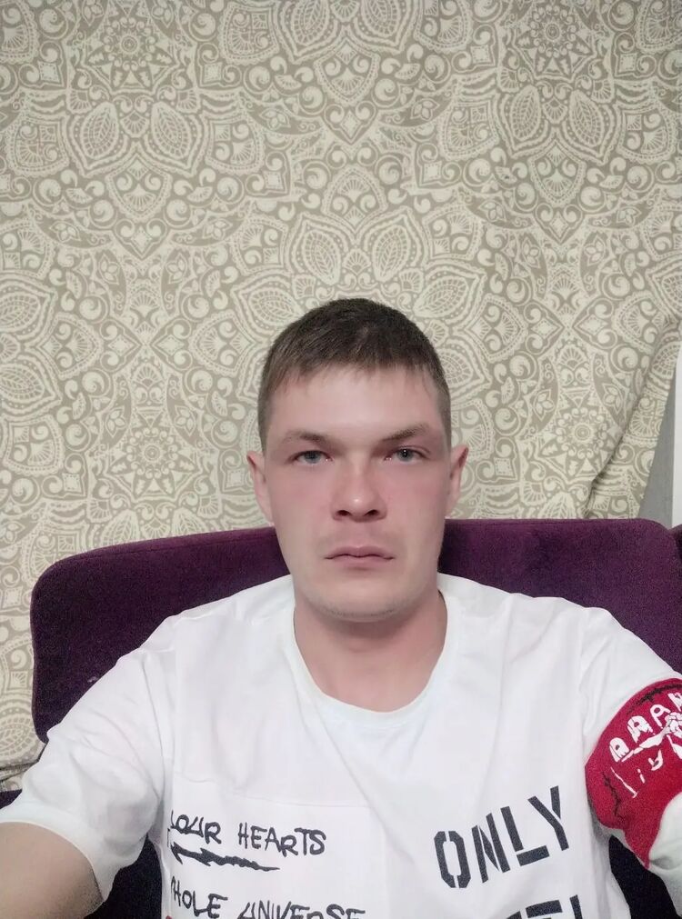  27465748  Dzega, 37 ,    